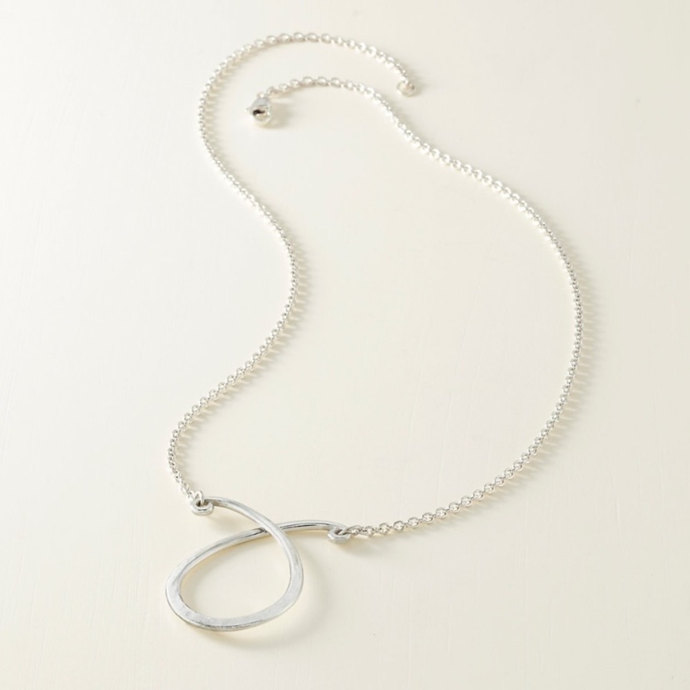 RETIRED James Avery Hammered Loop Charm & Pendant Necklace